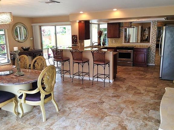 2nd image of 5223 Greenbriar Dr