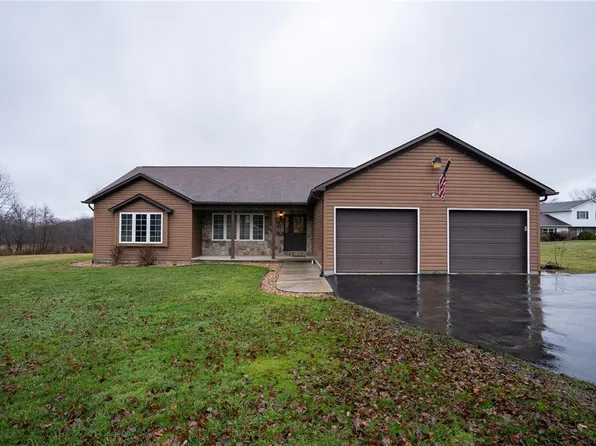 731 Cleland Mill Rd N, New Castle, PA 16102