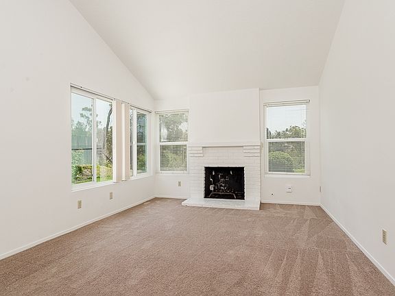 5th image of 5595 Tortuga Ct