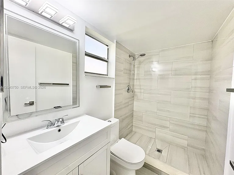 104 Gardens Dr #103 — Photo 6