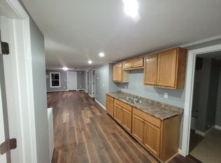 28 Goddard St #1, Webster, MA 01570