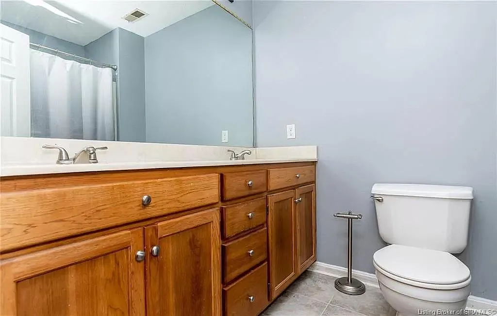 1708 Field Dr — Photo 4