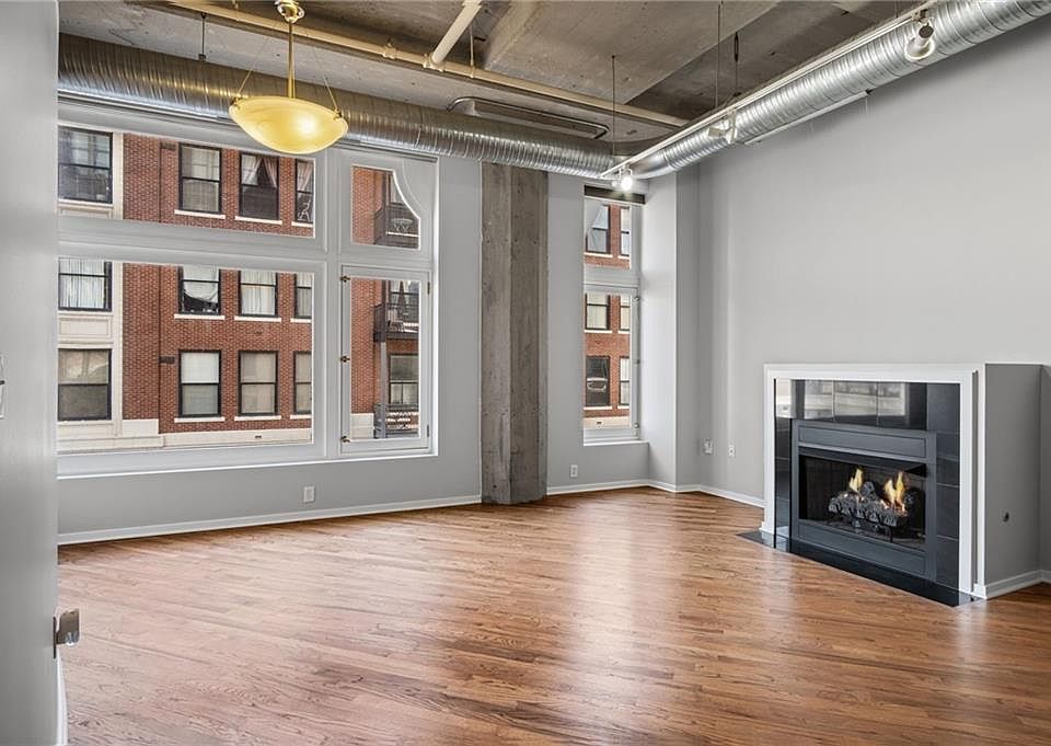 1st image of 2107 Grand Blvd APT 304