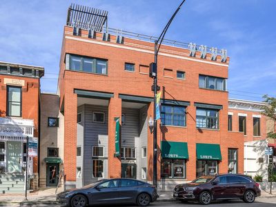 824 W Armitage Ave APT 2A, Chicago, IL, 60614
