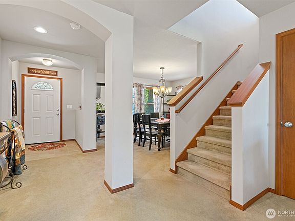 5th image of 161 Goldmyer Drive