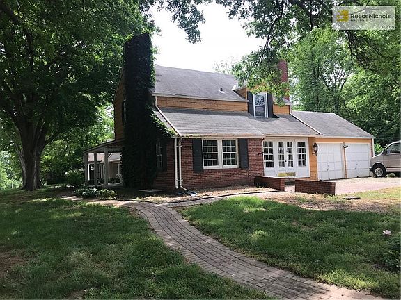 5th image of 6300 Woodward St