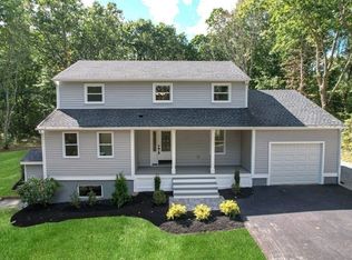99 Ramshorn Rd, Dudley, MA 01571