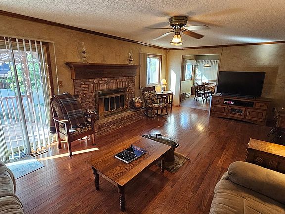 2nd image of 1005 Nancy St
