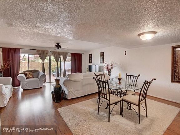 5th image of 3227 Coral Springs Dr #11