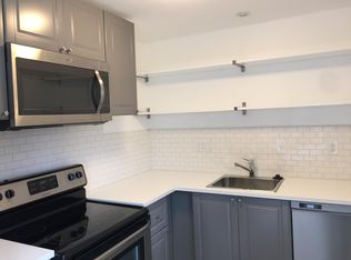 1051 S Sullivan St APT D, Seattle, WA 98108