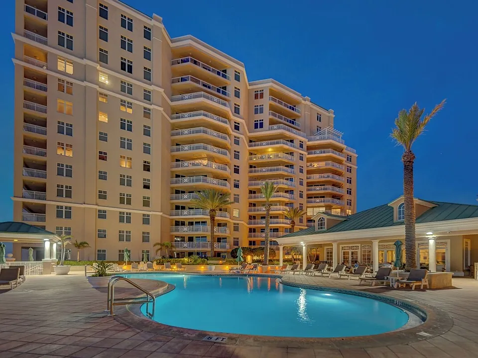 11 San Marco St #1402