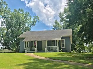 9822 Main St, Goodman, MS 39079