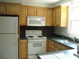 15 Olde Country Village Rd, Londonderry, NH 03053