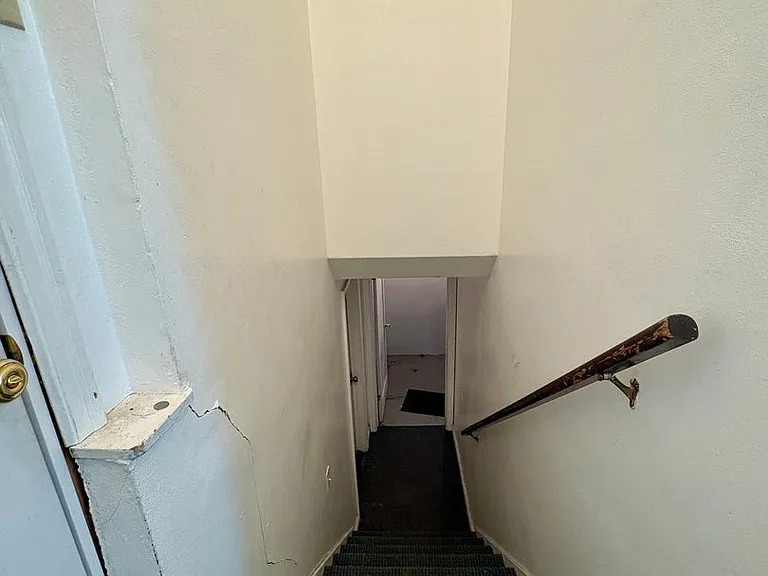 701 Alderson Ave — Photo 17