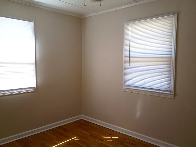 814 Kennedy St — Photo 9