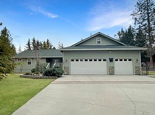 6031 Blancas Ct, Weed, CA 96094