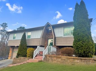 1505 N Chester Rd, Hixson, TN 37343