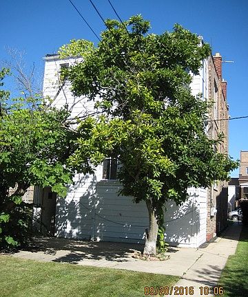 2nd image of 5723 W 22nd Pl