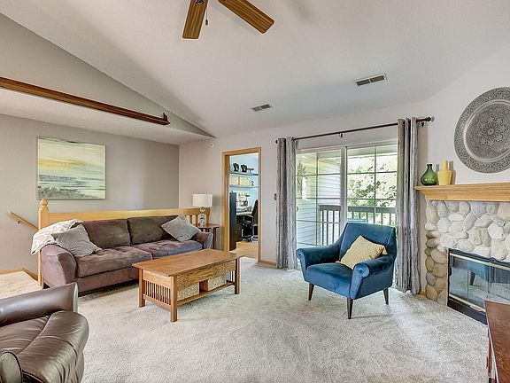 2nd image of 170 W Aspen Ct