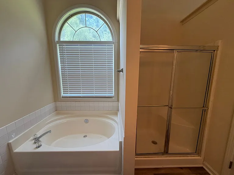363 Brook Lea Cv — Photo 10