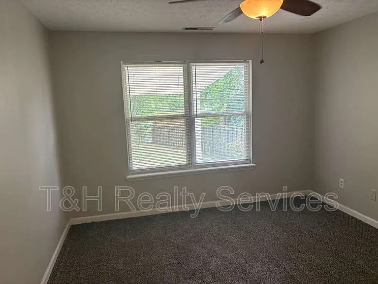 1335 Millridge Dr — Photo 10
