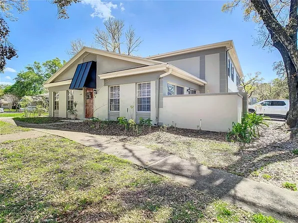 6218 Greenleaf Ln #6218, Tampa, FL 33617