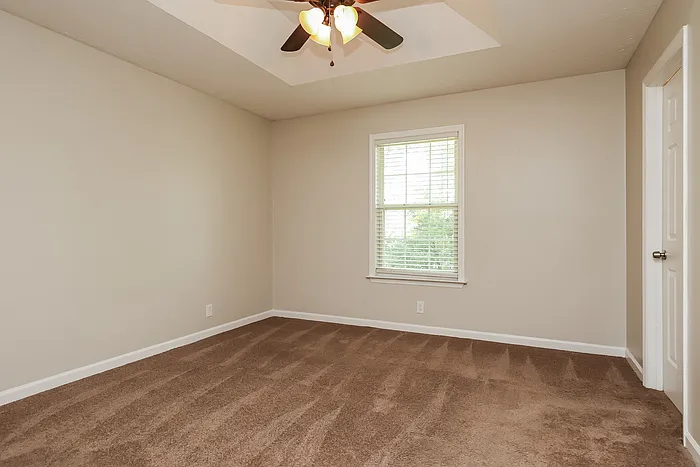 309 Timberglen Dr — Photo 10