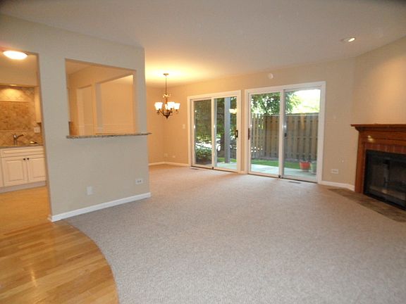 4th image of 1701 Grosvenor Cir Unit B