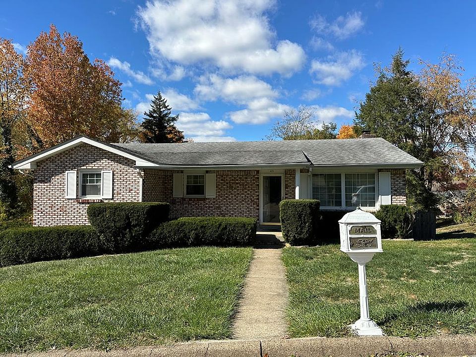 1st image of 615 WOODRIDGE DRIVE
