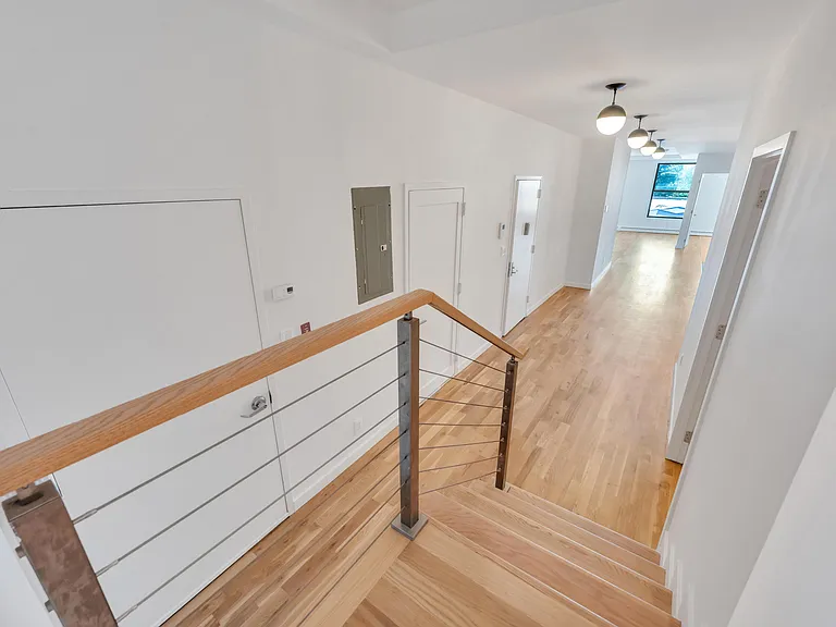 717 Manhattan Ave #3A — Photo 16