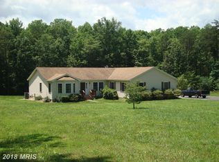 2 Commodore Ln, Bumpass, VA 23024