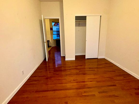 4th image of 25-29 34th St #3