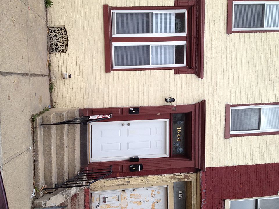 1644 Market APT Entrance_03172016