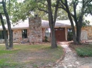 127 S Marcia Ln, Mc Dade, TX 78650