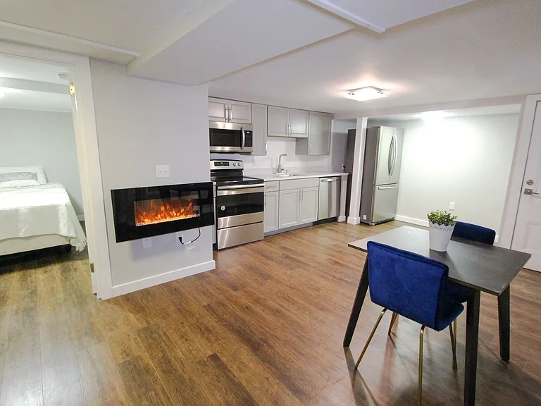 230 Bryant Ave — Photo 35