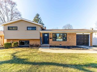 174 S Maple St, Palatine, IL 60067