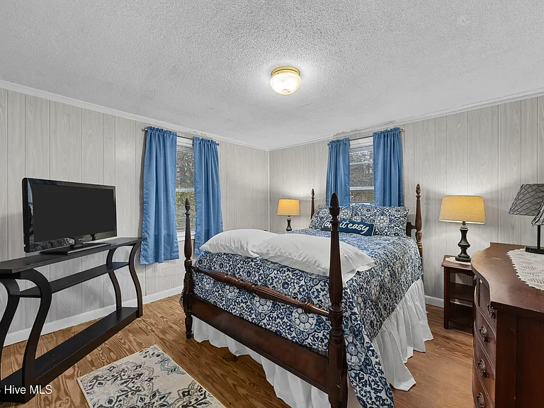 1460 Midway Rd SE — Photo 16