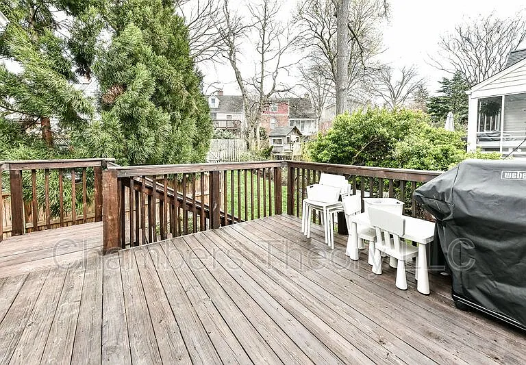 2705 Russell Rd — Photo 23