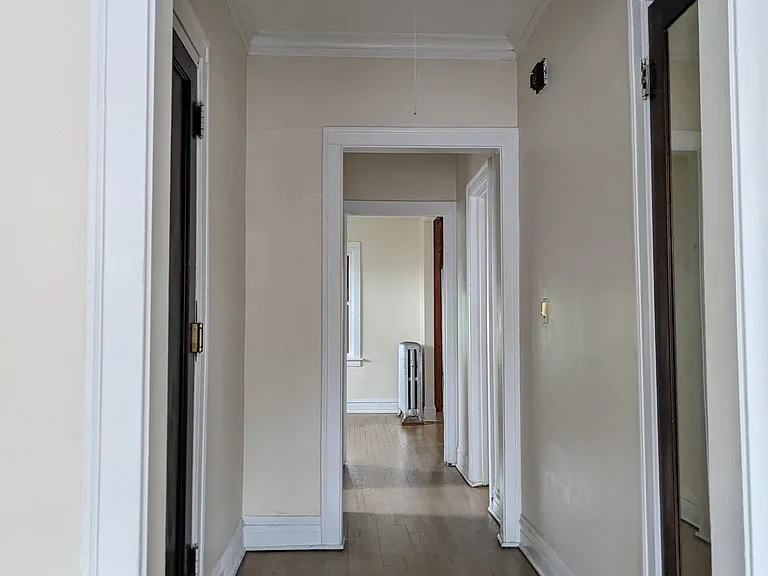 4419 W Irving Park Rd #3 — Photo 3