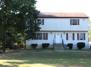 317 Ridge Rd, Monroe Township, NJ 08831