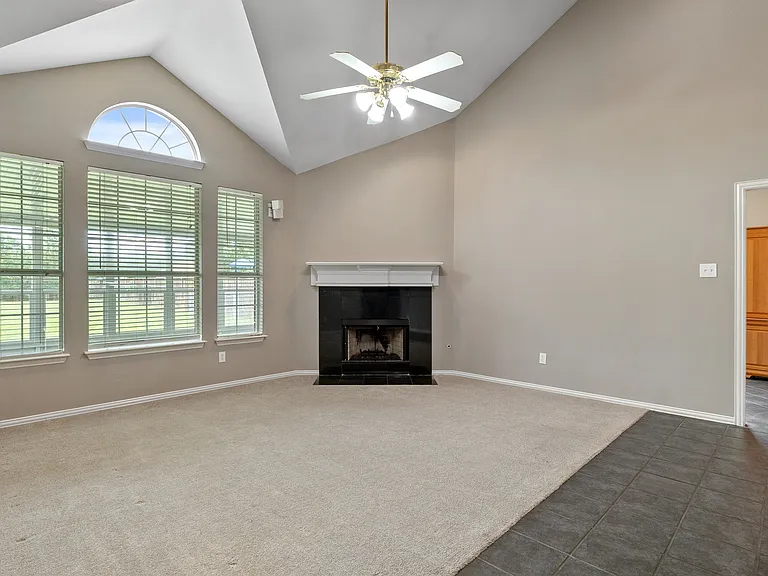 3212 Cantura Dr — Photo 7