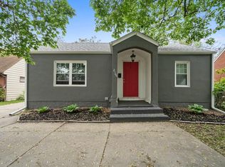 2106 Merle Hay Rd, Des Moines, IA 50310