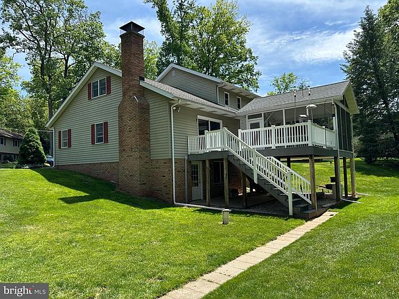 2nd image of 583 Miller Rd