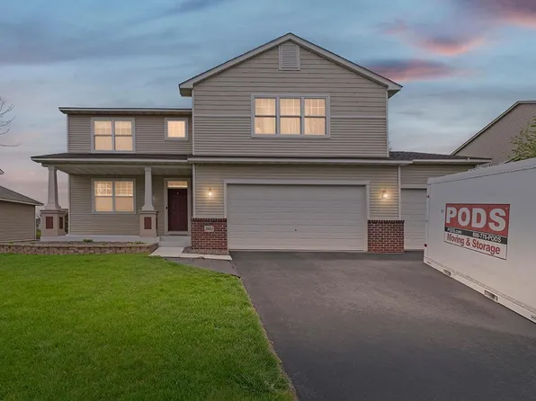 2061 Winterberry Ln, Shakopee, MN 55379