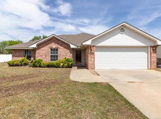5116 Roadrunner Dr, Durant, OK 74701
