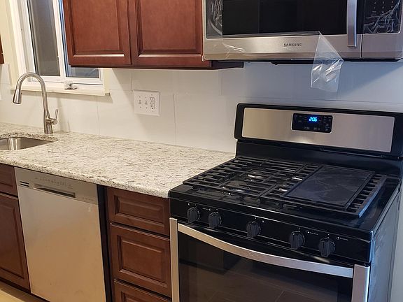 3rd image of 41235 S Woodbury Green Dr #70