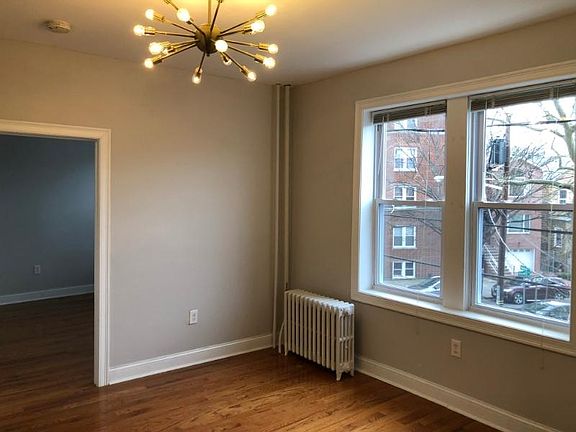 3rd image of 500 Baldwin Ave APT 25