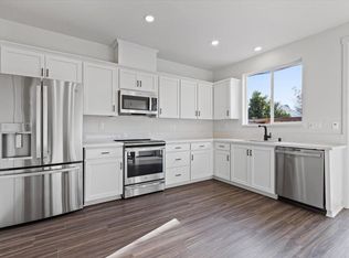 4940 Esma Jane Ln, Sacramento, CA 95822