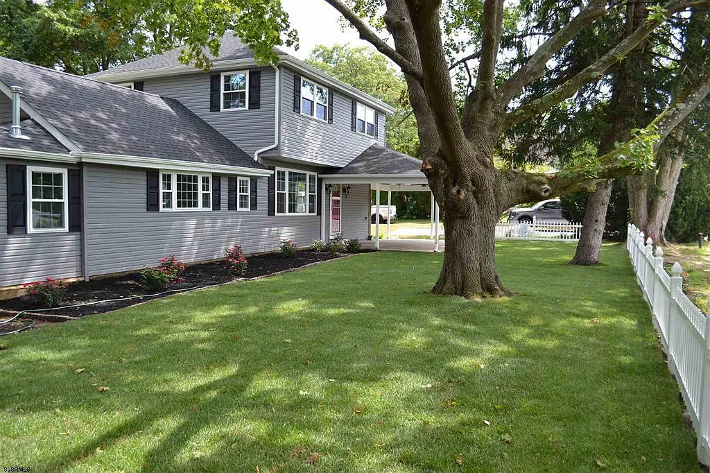 4 bed, 1776 sqft, $3,875 — Photo 4