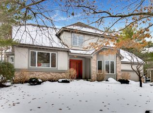 8933 Inverness Rd, Woodbury, MN 55125